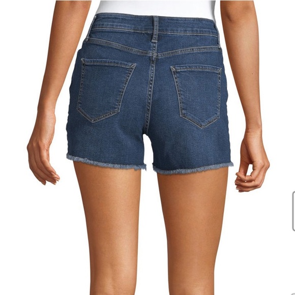 a.n.a Womens Mid Rise 3.5" Denim Short - Picture 2 of 3